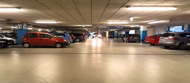 Regency Palms Palm Beach gallery image 2