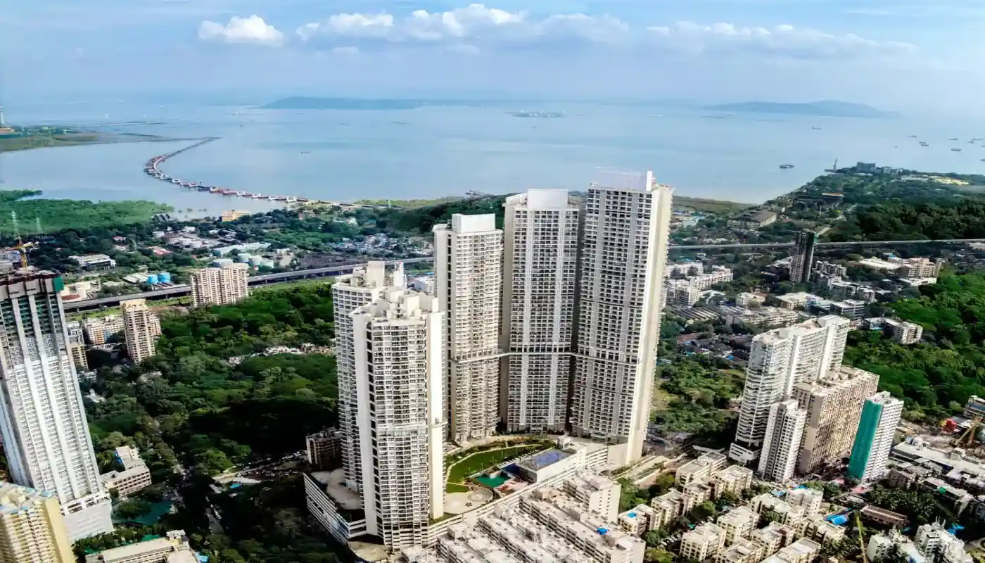 Crescent Bay Parel