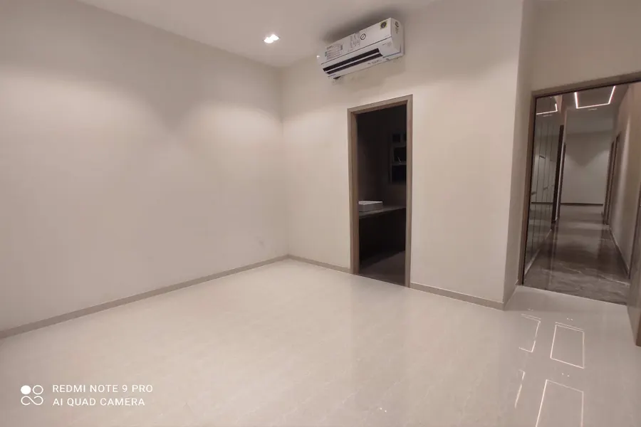Arihant Advika gallery image 1