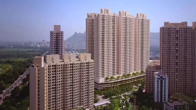 Rustomjee Urbania in Thane West, Thane
